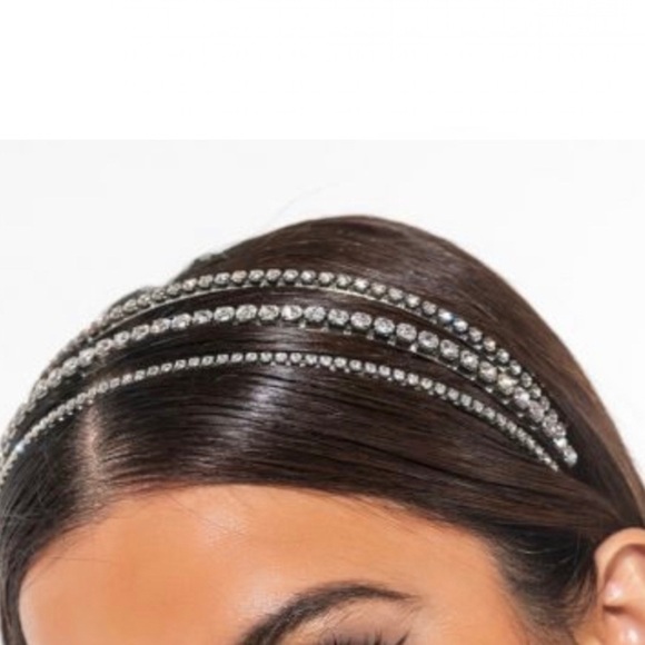 MENAGE A TRIOS STRAND HEADBAND SILVER TONE - Picture 2 of 9